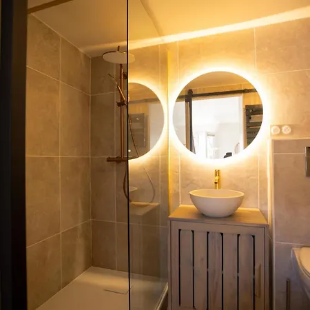 Marrackech, Sauna, Jaccuzi , Piscine, Velo, Ardeche Apartman