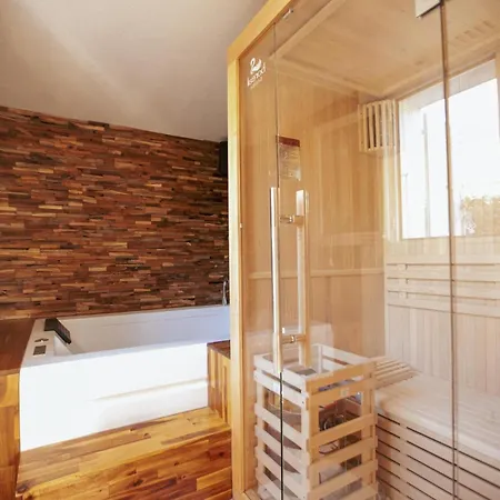 Marrackech, Sauna, Jaccuzi , Piscine, Velo, Ardeche *